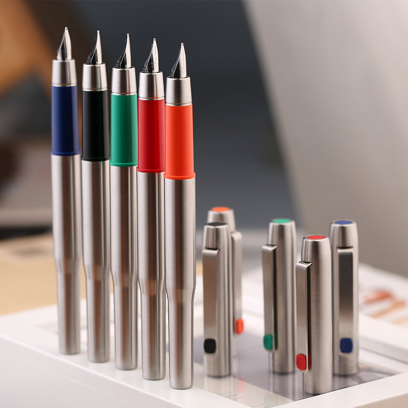 Moonman B25 Spades Ares Fountain Pen – Fine Nib (0.5mm), Stainless Steel
