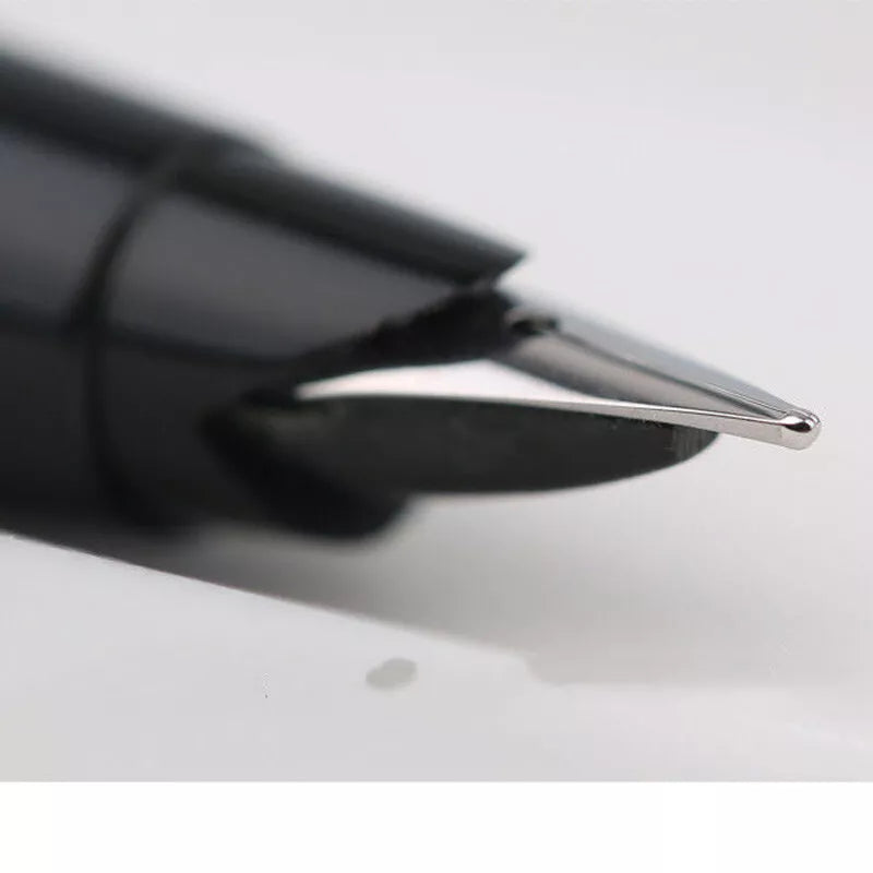 Moonman 80s Green Pocket Fountain Pen – Silver Clip, Fine Nib