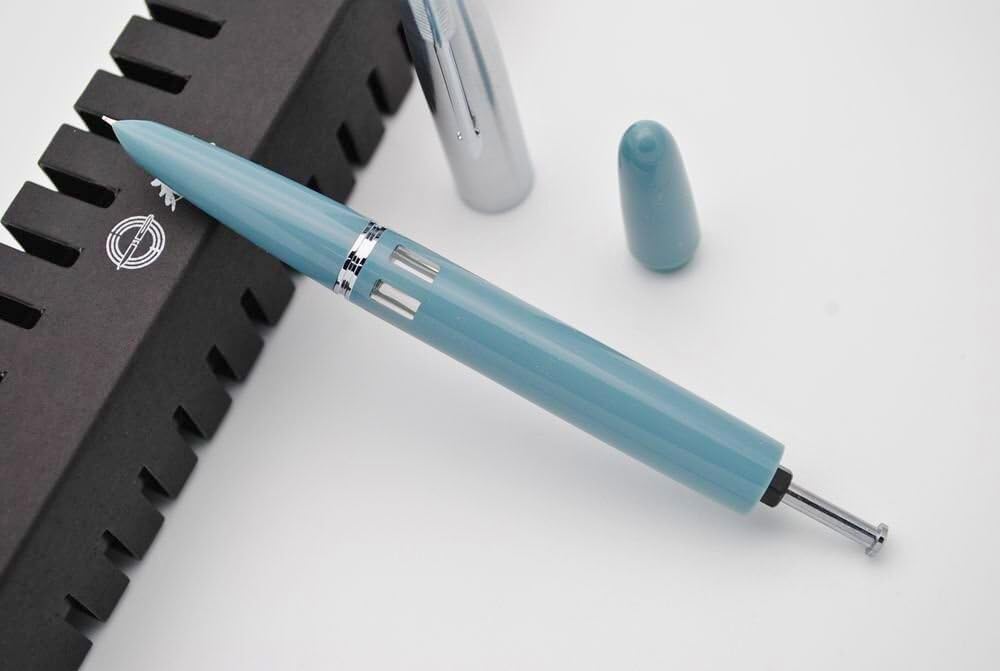 Wing Sung 601 Steel Cap Vacumatic Fountain Pen with Ink Window, Extra Fine Nib (Lake Blue)