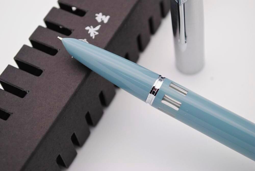 Wing Sung 601 Steel Cap Vacumatic Fountain Pen with Ink Window, Extra Fine Nib (Lake Blue)