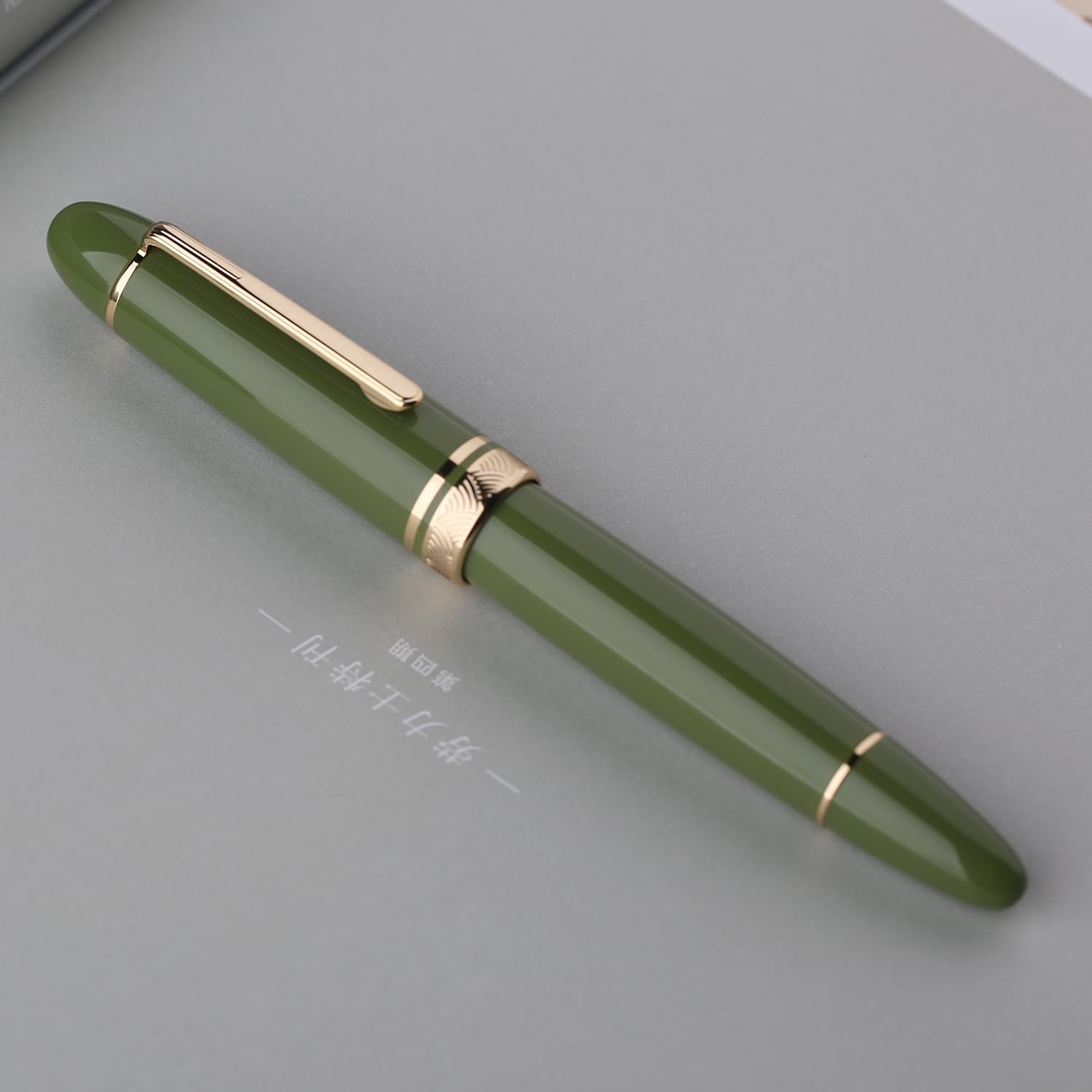 Moonman P140 Piston Fountain Pen – Green Resin | Size #8 Fine/Medium Nib | Brass Piston System | Box