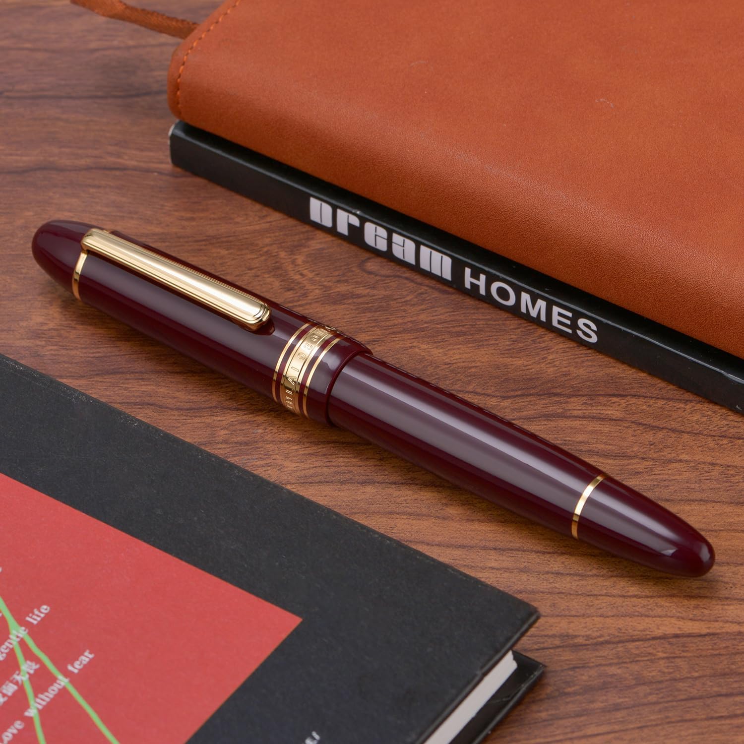 WingSung Junlai 930 Acrylic Fountain Pen, Size 9 Medium Nib with Piston Filling System, Piano Black Fence Ink Tank Design Smooth Writing Pen (Gold Trim)