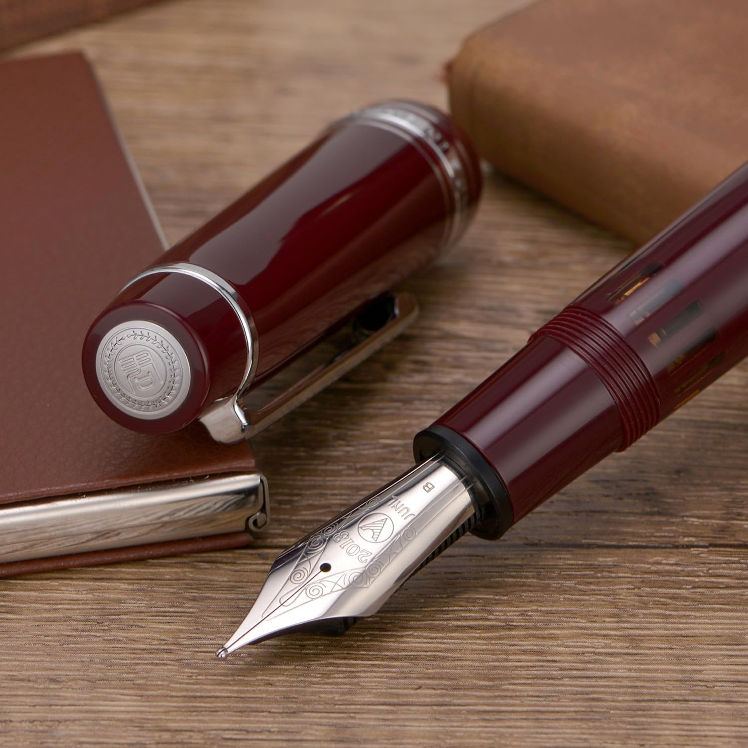 WingSung Junlai 930 Acrylic Fountain Pen – Flat Top Design with Piston Filling System, Size #9 Iridium Nib in Fine, Medium & Broad – Wine Red Fence Ink Tank with Silver Trim (No Ink)