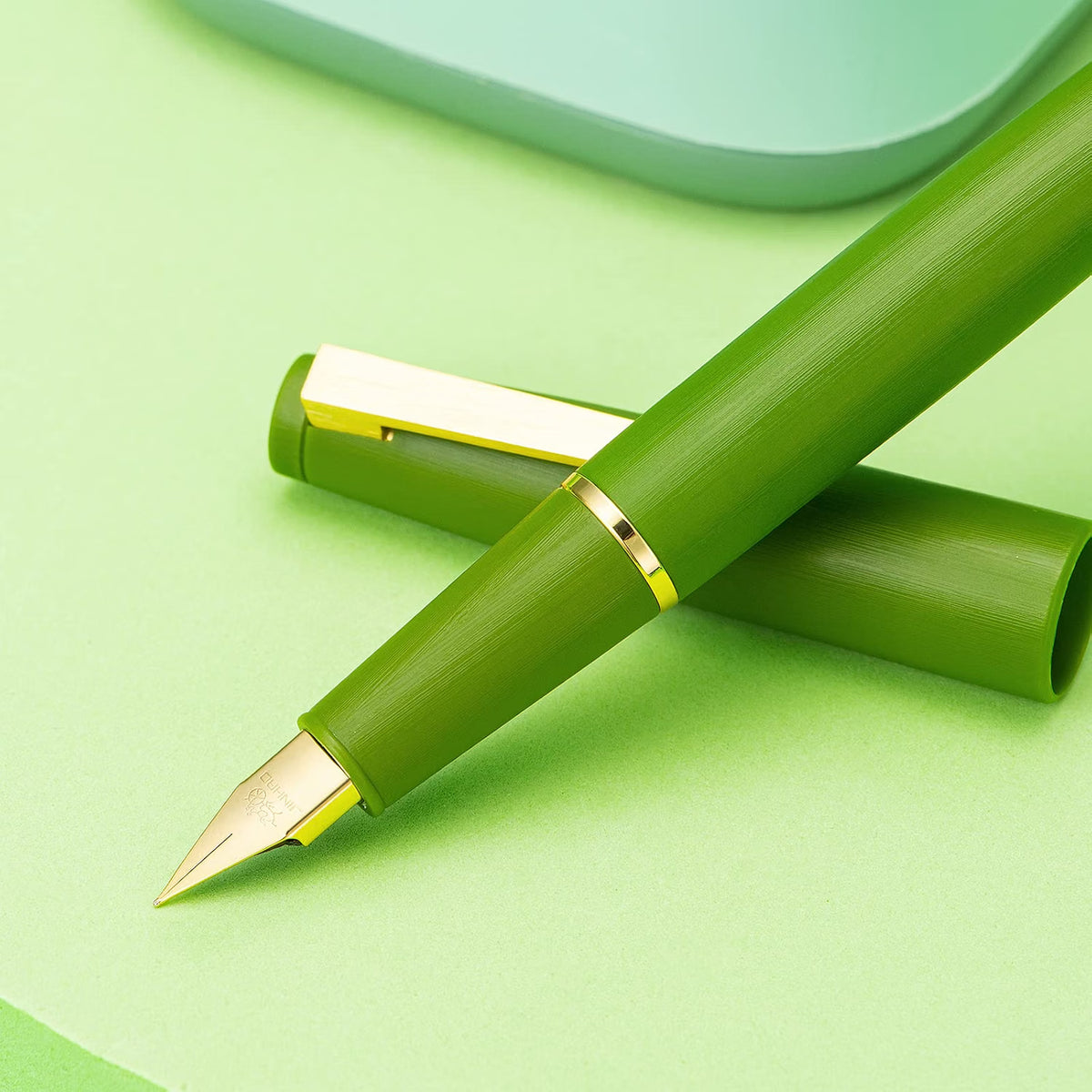 Jinhao 80 Fountain Pen – Avacado Green Fiber-Brushed Finish with Gold Clip, Fine Nib