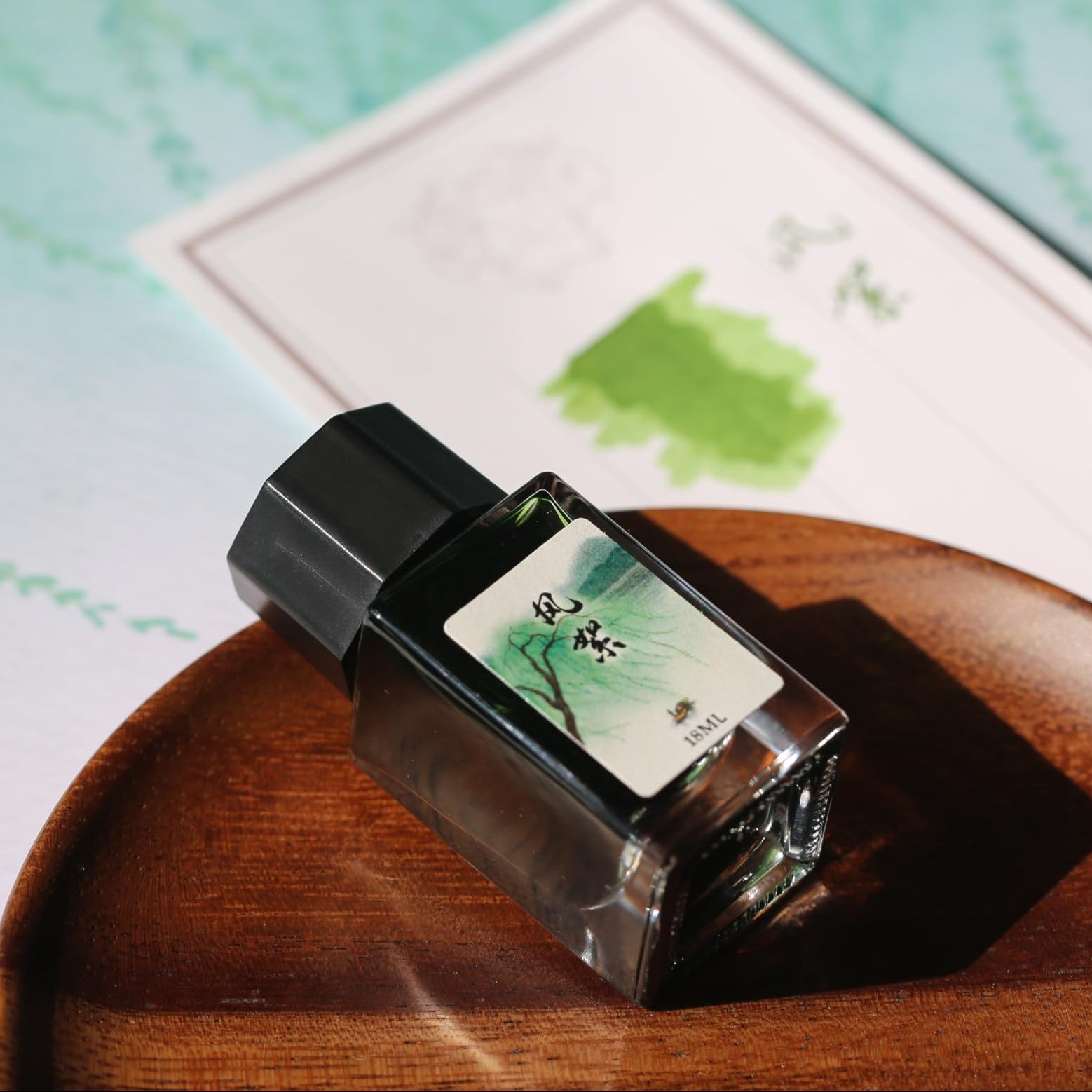 Moonman 18ml Glass Bottle Fountain Pen Colour Ink, No Blocking, Non Carbon Dye, Classic Designed Bottle Ink (Grass Green)