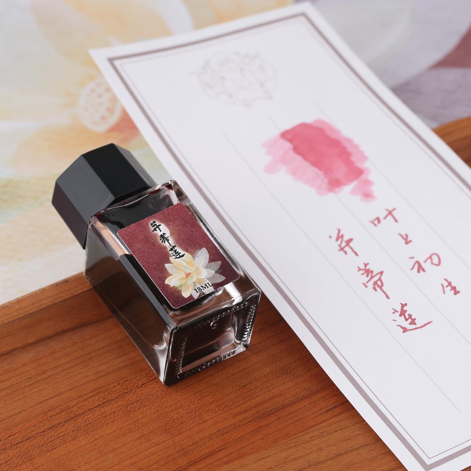 Moonman 18ml Glass Bottle Fountain Pen Colour Ink, No Blocking, Non Carbon Dye, Classic Designed Bottle Ink (Lotus Red)