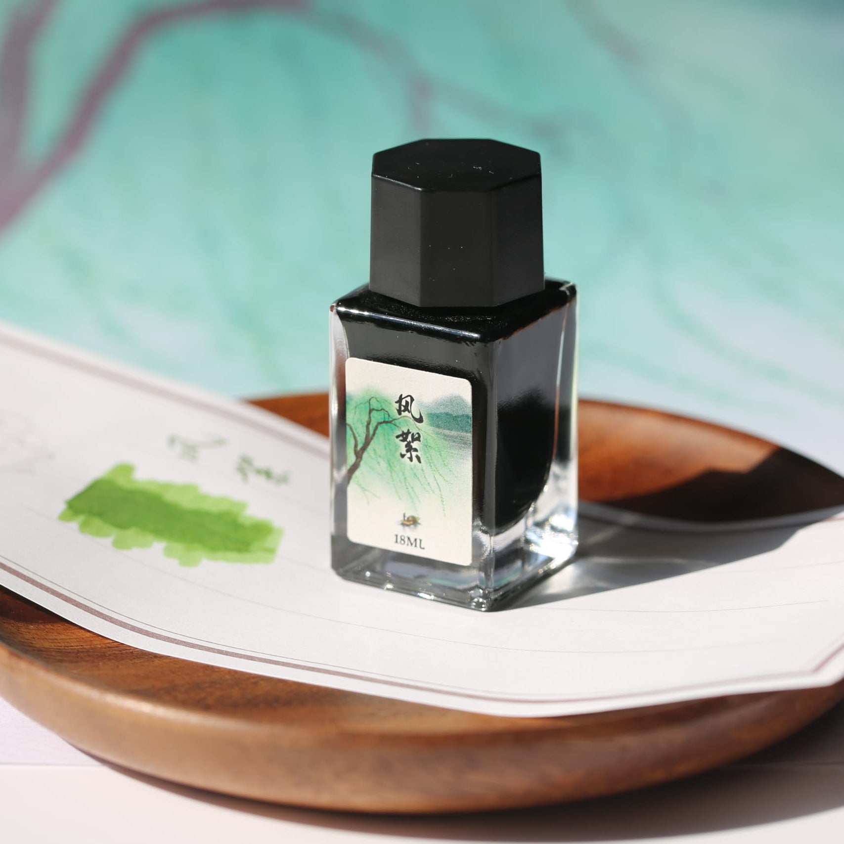 Moonman 18ml Glass Bottle Fountain Pen Colour Ink, No Blocking, Non Carbon Dye, Classic Designed Bottle Ink (Grass Green)