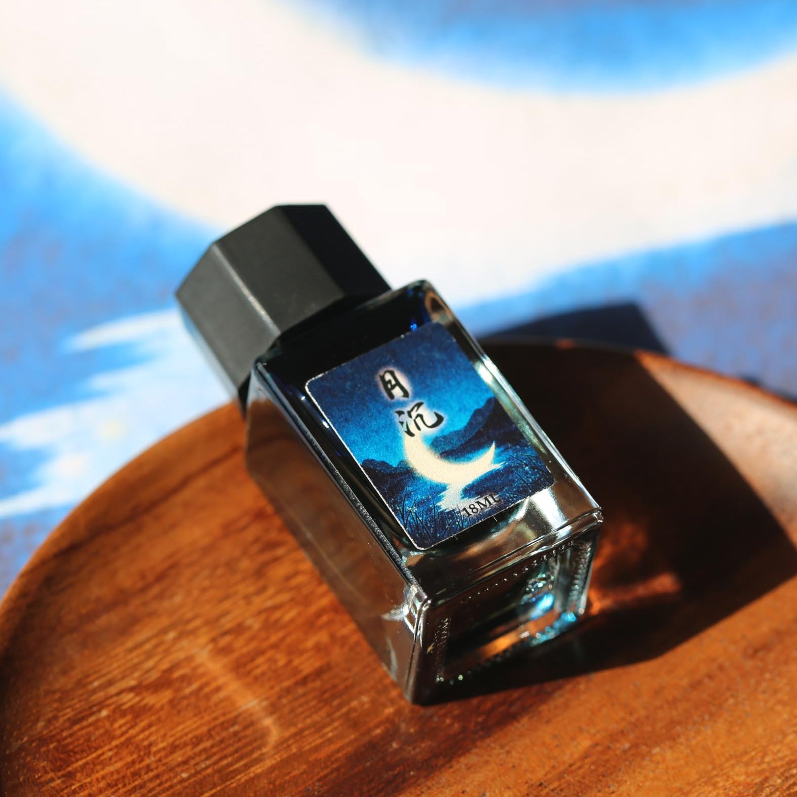 Moonman 18ml Glass Bottle Fountain Pen Colour Ink, No Blocking, Non Carbon Dye, Classic Designed Bottle Ink (Navy Blue)