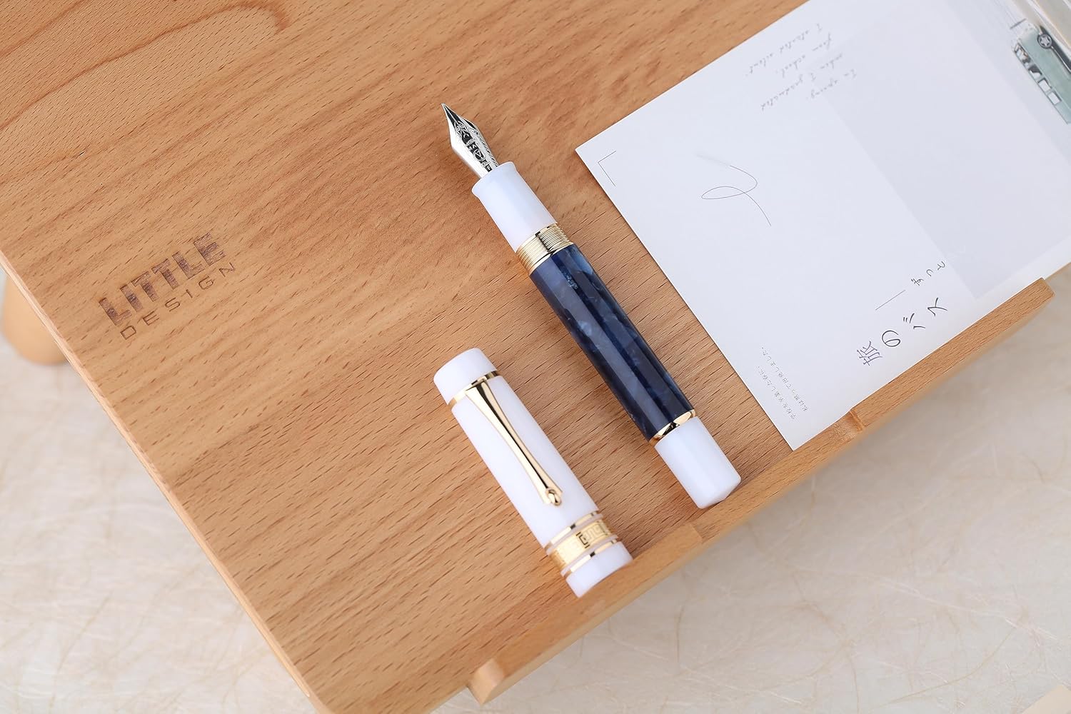 Moonman M400 Acrylic Writing Office Extra Fine Nib Fountain Pen Gold Clip(Dark Blue & White,0.38MM)