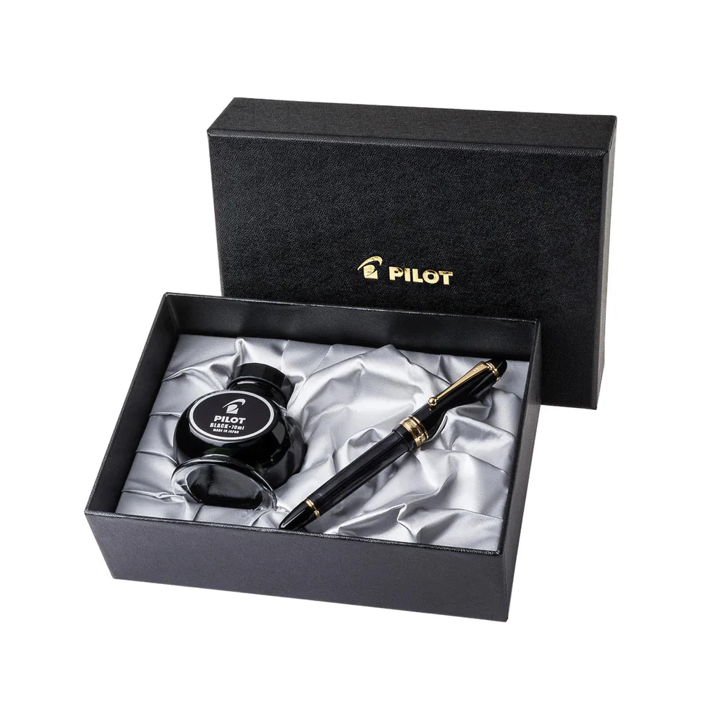 Pilot Custom 823 Transparent Black GT Fountain Pen – 14K Gold Nib - Vacuum Filling Demonstrator Pen