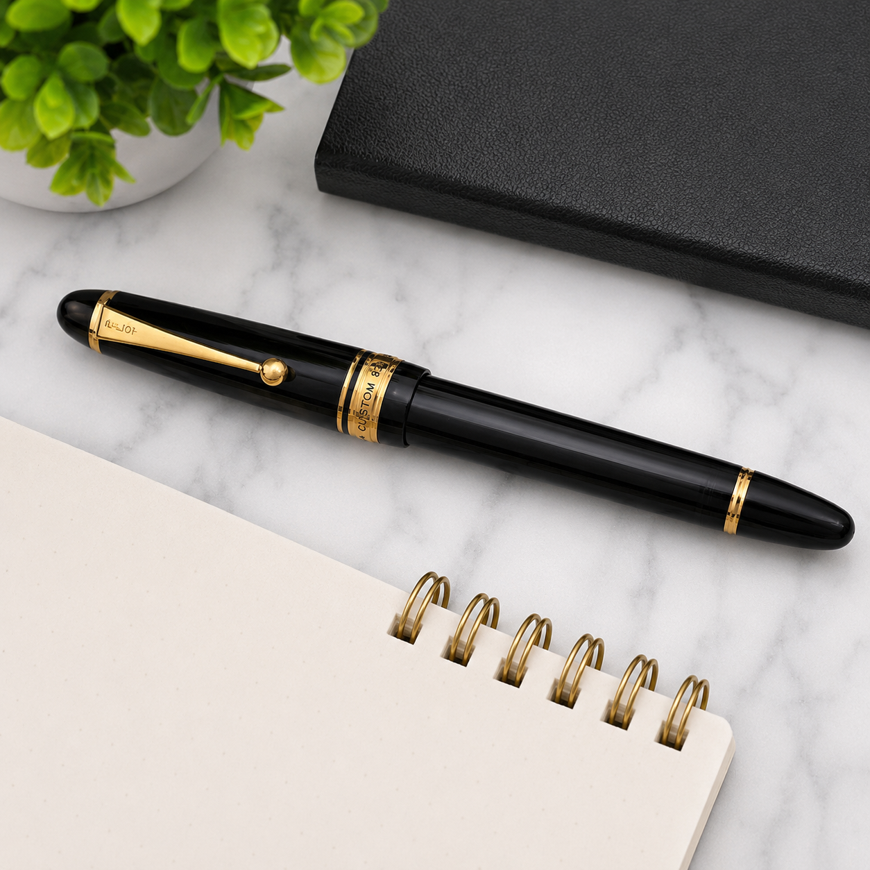 Pilot Custom 823 Transparent Black GT Fountain Pen – 14K Gold Nib - Vacuum Filling Demonstrator Pen