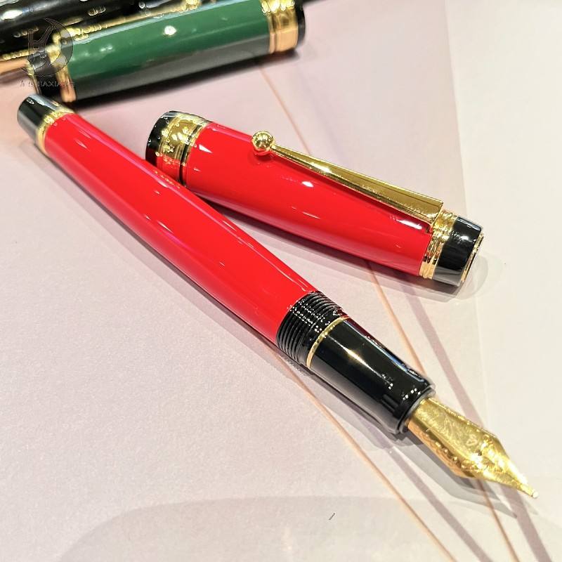 Jiaxiang 845,Medium Size Metal Body, Medium Nib With Gold and Black Trim