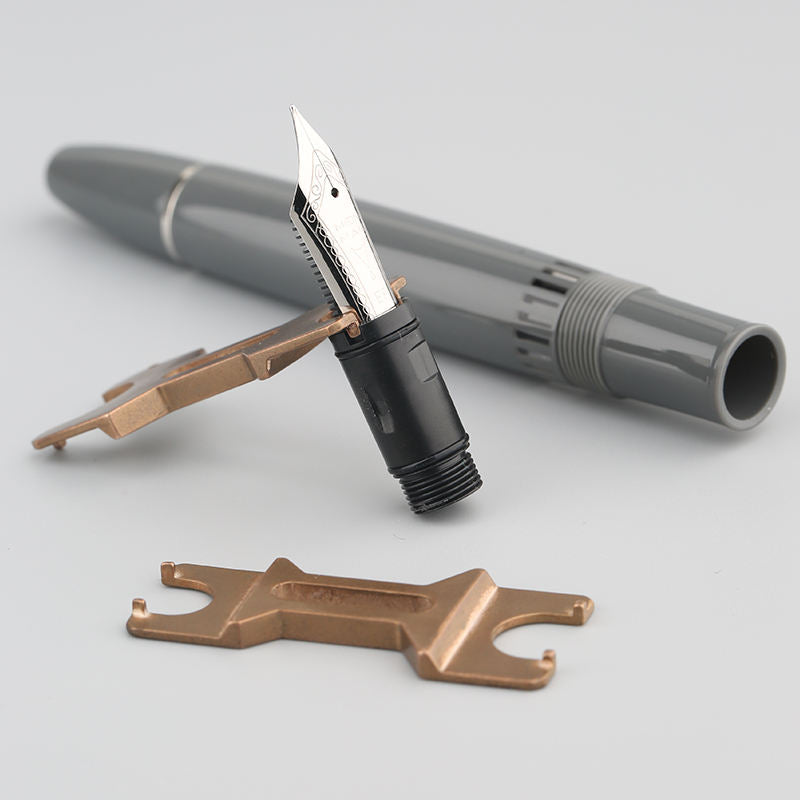 MAJOHN P136 Brass Fountain Pen Disassembly Tool – Professional Maintenance & Assembly Accessory