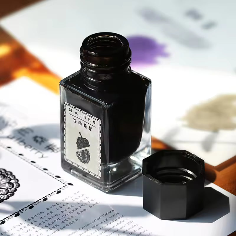 Moonman 18ml Glass Ink Bottle – Waterproof Non-Carbon, Non-Clogging Ink for Smooth Writing
