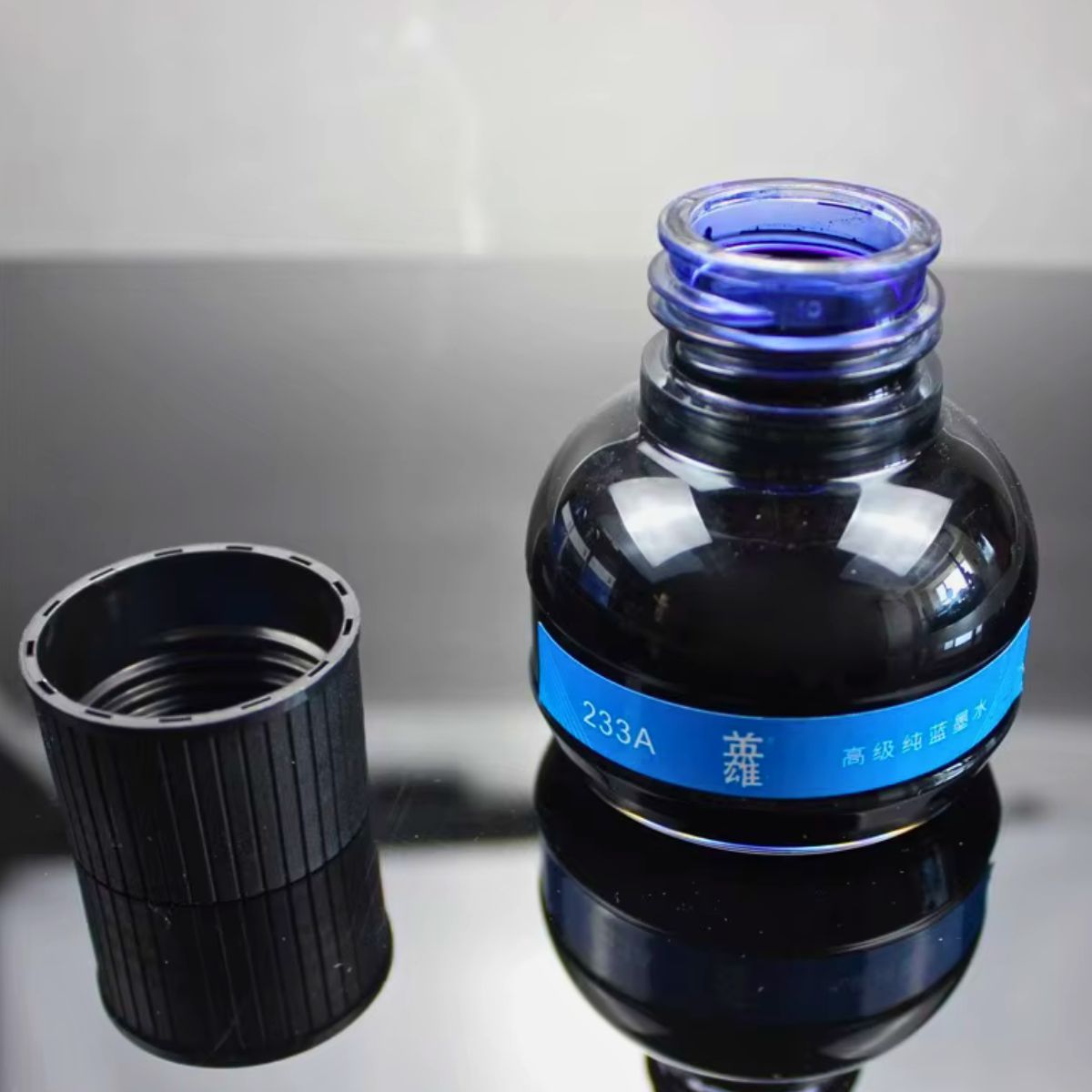 Hero 233A (Blue, 75ml) & 234A (Black, 70ml) Fountain Pen Ink Bottle – Non-Carbon, Quick-Drying, Smooth Flow for Fountain Pens, Calligraphy & Office Use