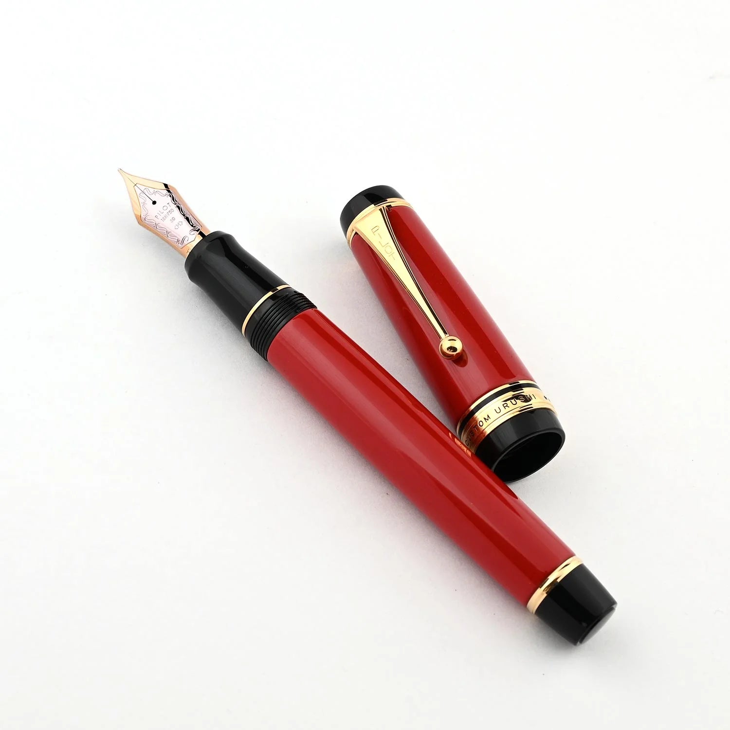 PILOT Custom Urushi Fountain Pen – Vermillion Red, 18K Gold #30 Nib, Ebonite Urushi Lacquer