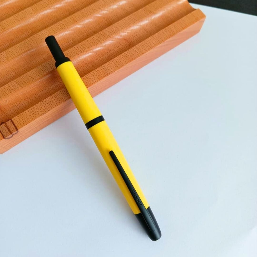 Jinhao 20 Press Retractable Fountain Pen –Lemon Yellow Colors – Plastic Body (Black clip) -  Fine & Extra Fine Nib with Converter – Smooth Writing Daily Pen (No Ink Included)
