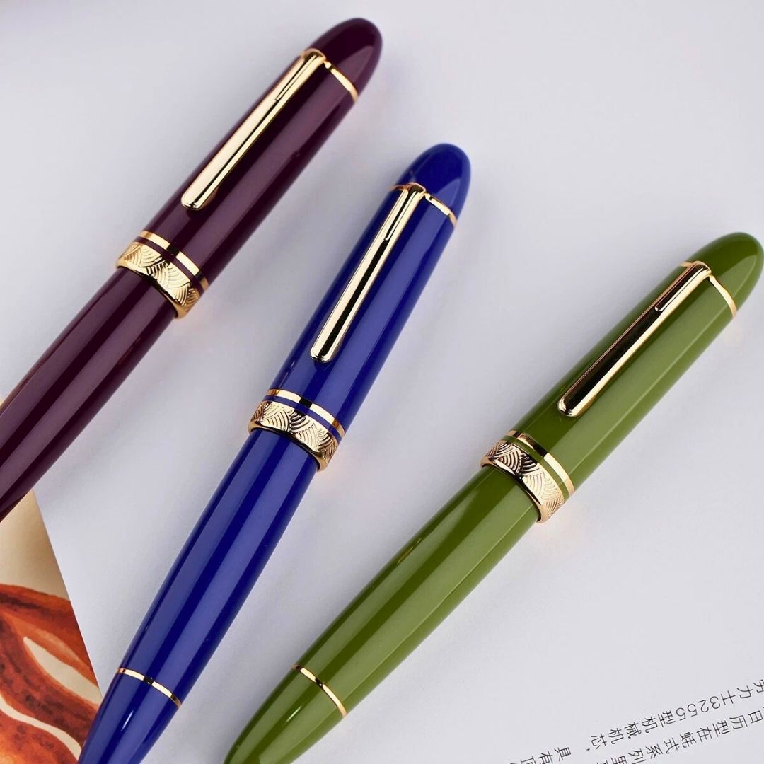 Moonman P140 Piston Fountain Pen – Blue Resin | Size #8 Fine/Medium Nib | Brass Piston System | Box