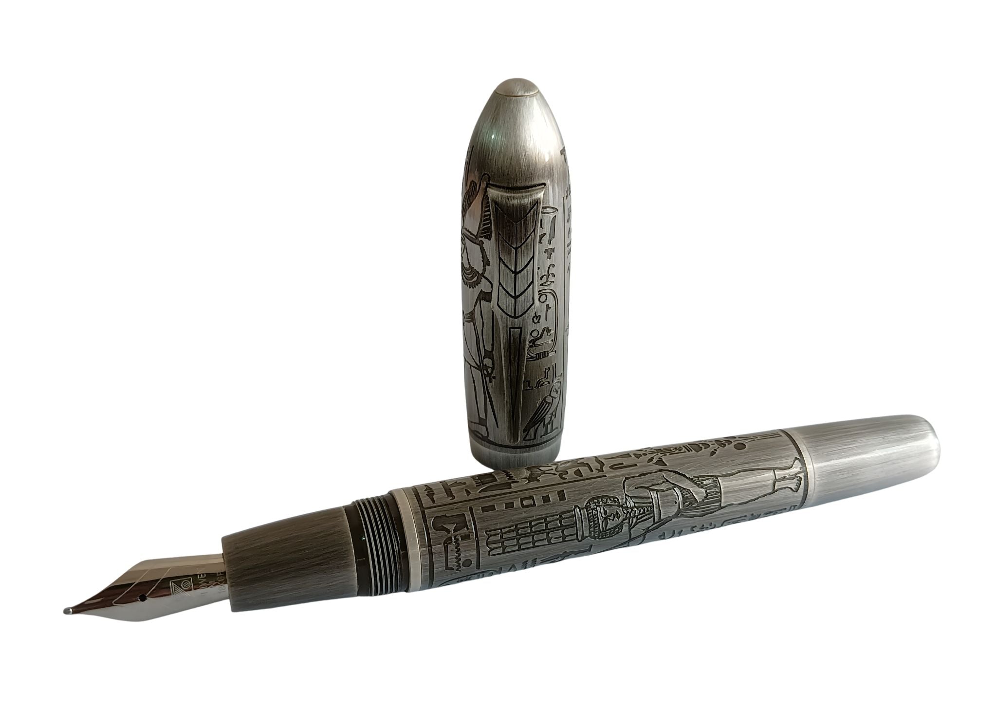 Fuliwen Egyptian Engraved Fountain Pen – Antique Metal Finish Medium Nib Writing Pen
