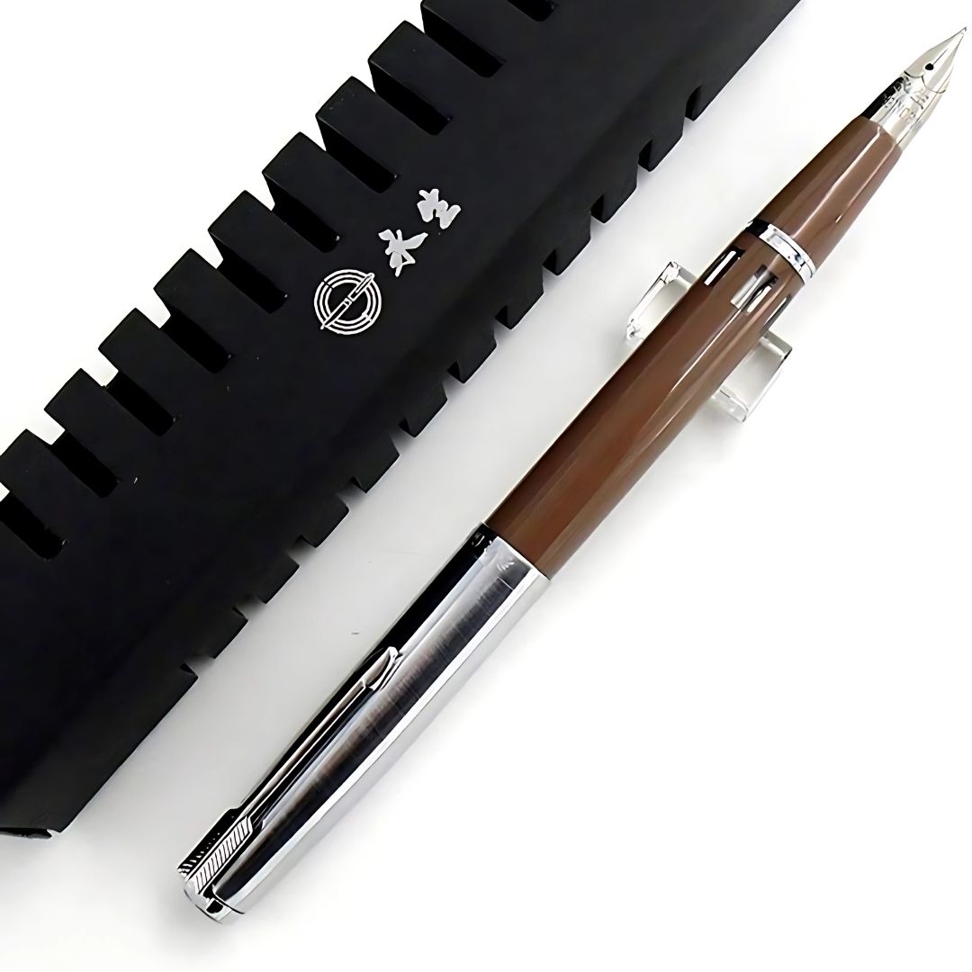 Wing Sung 601A Brown Steel Cap Vacumatic Fountain Pen with Ink Window – 0.5mm Fine Nib, Resin Body, Push-Cap with Converter & Box (No Ink)