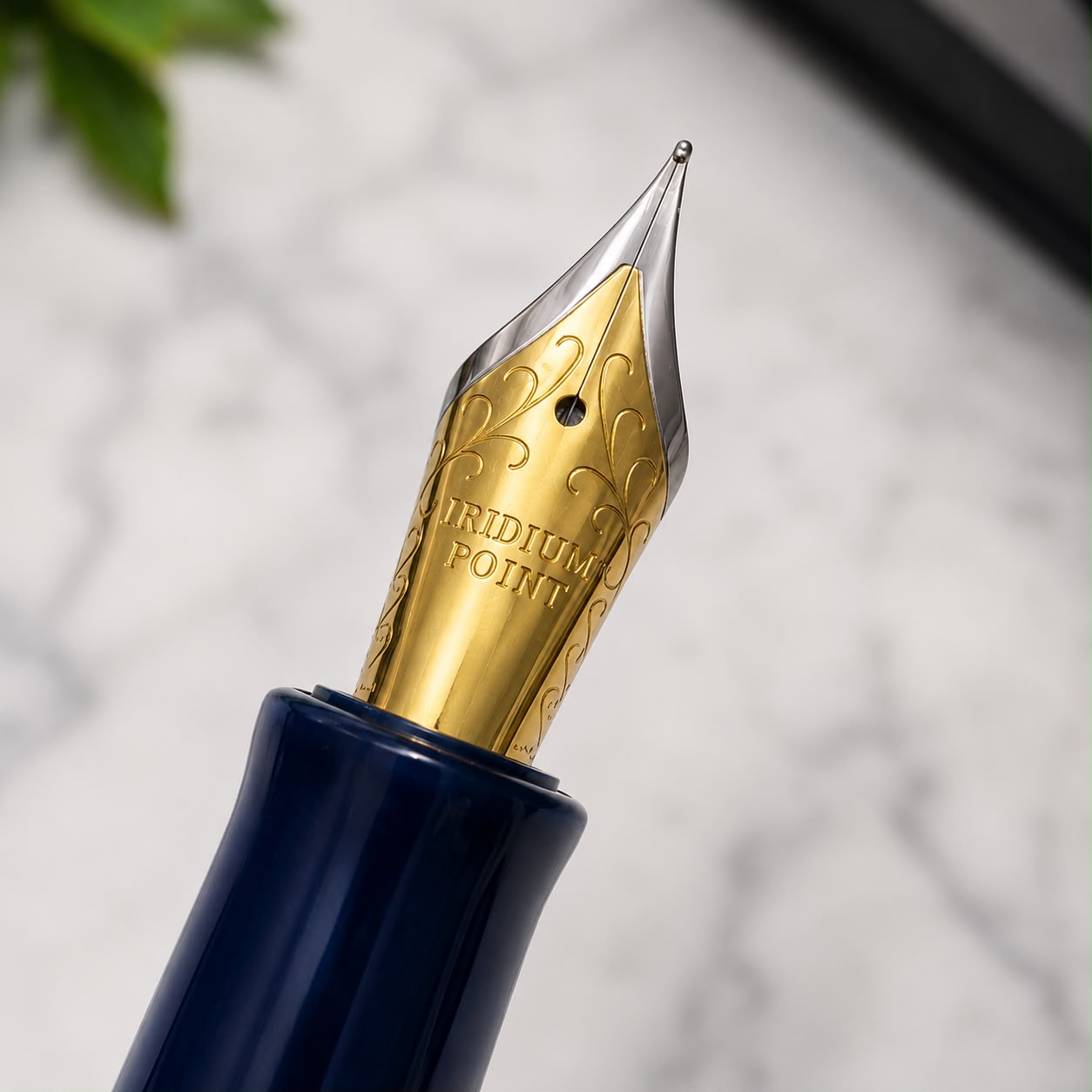 ADMOK M800 Galaxy Blue Piston Fountain Pen – Premium Resin Body, Gold Trim, Smooth Nib