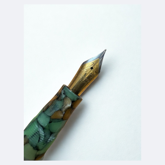 ADMOK 757 Piston Filler Resin Fountain Pen, Large Ink Capacity, Smooth Writing for Office & Gifts