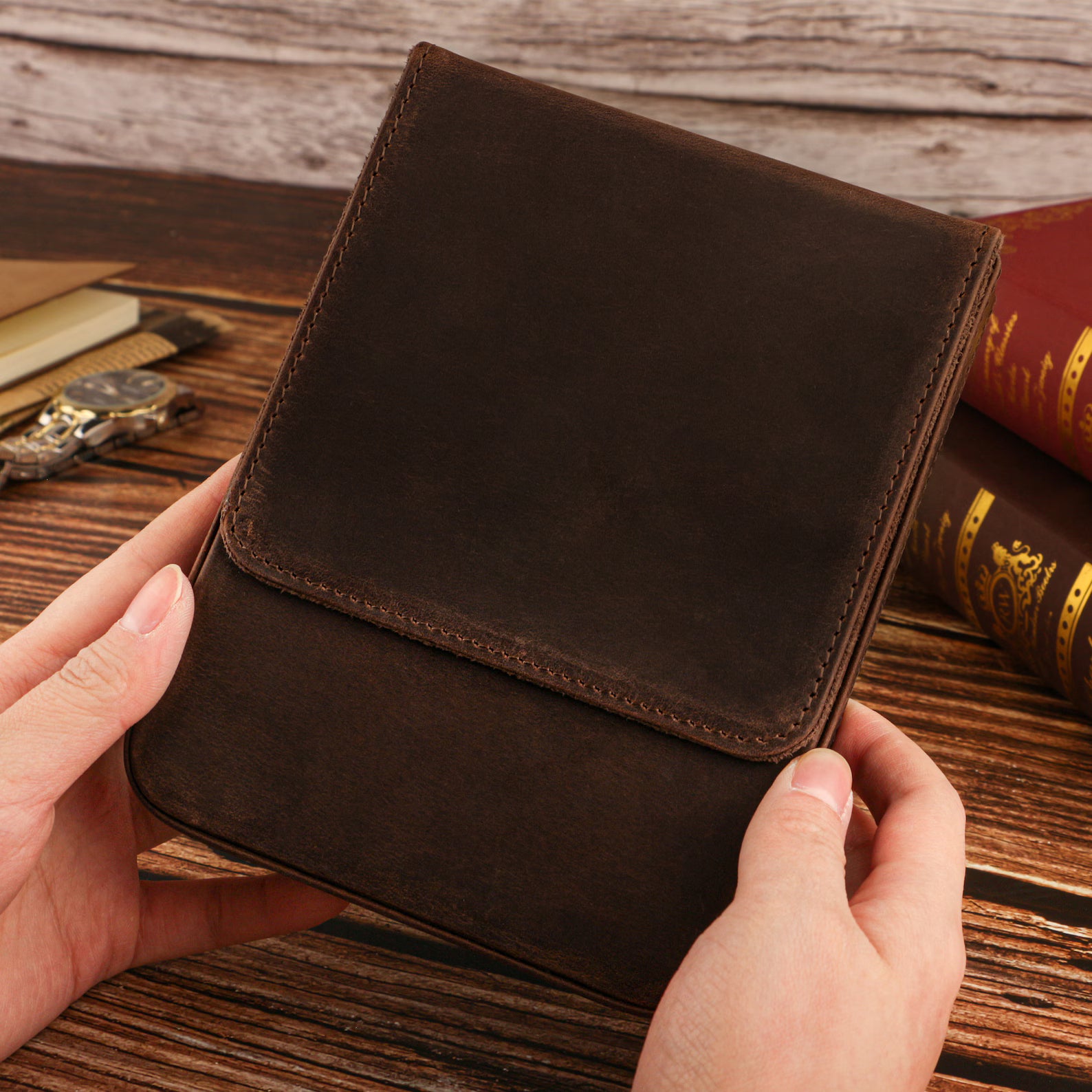 Moonman Leather 6 Slots Pen Case with Removable Pen Tray – Dust-proof Storage & Protection Box